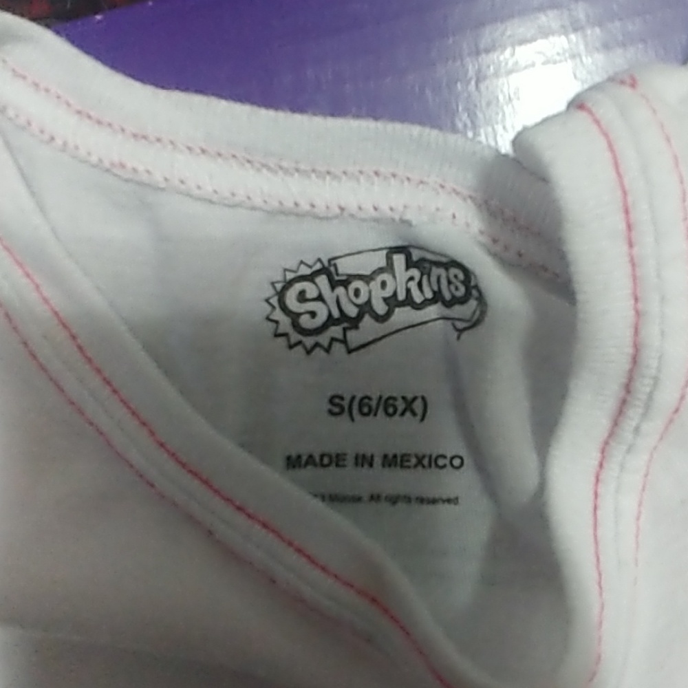 Shirt - Picture 2 of 4